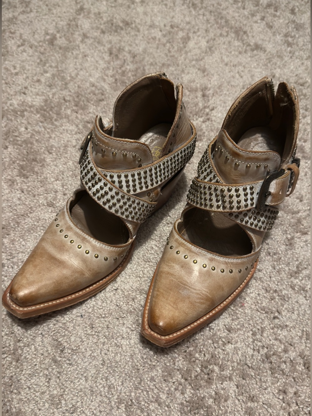 Ariat Dixon Rock N Roll Studded Western Boots, Size 6.5 - Picture 3 of 4